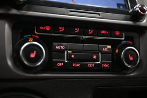 Volkswagen Caravelle bild 26