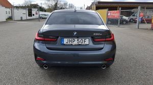 BMW 330 bild 13
