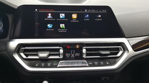 BMW 330 bild 18