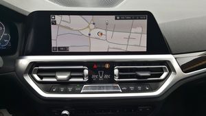 BMW 330 bild 15