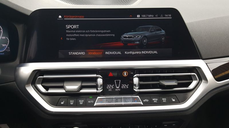 BMW 330 bild 19