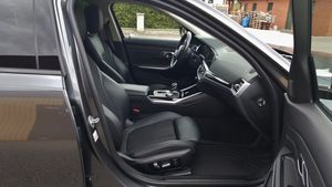 BMW 330 bild 4