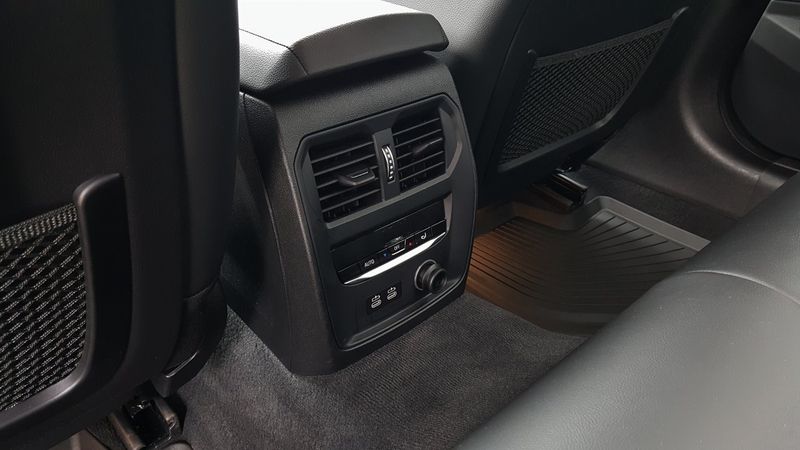BMW 330 bild 23