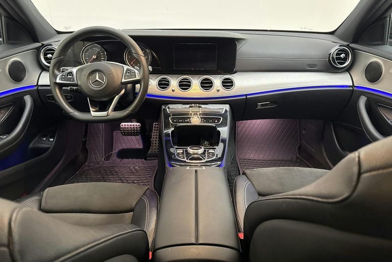 Mercedes E220 bild 6