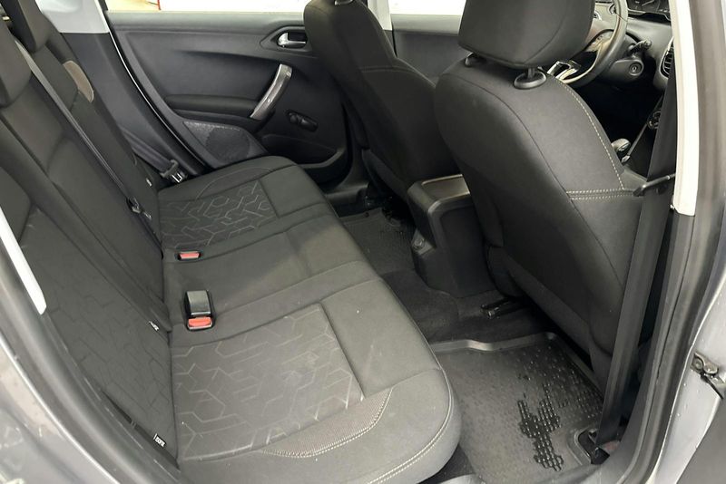 Peugeot 2008 bild 8