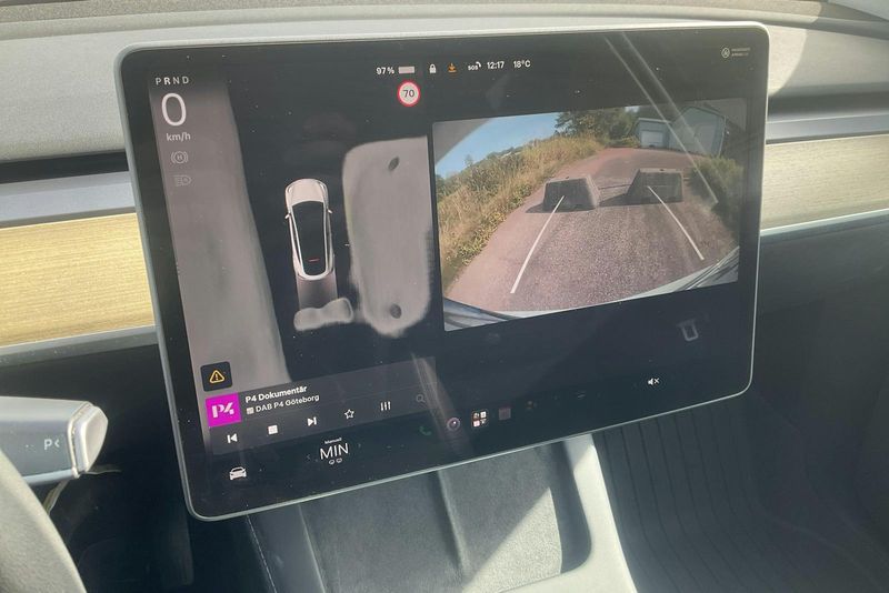 Tesla Model Y bild 13