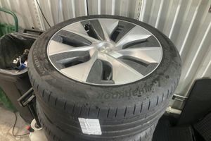 Tesla Model Y bild 19