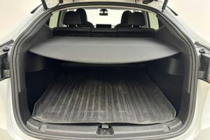 Tesla Model Y bild 9