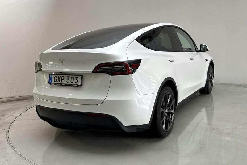 Tesla Model Y bild 3