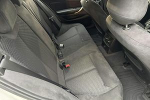 BMW 116 bild 8