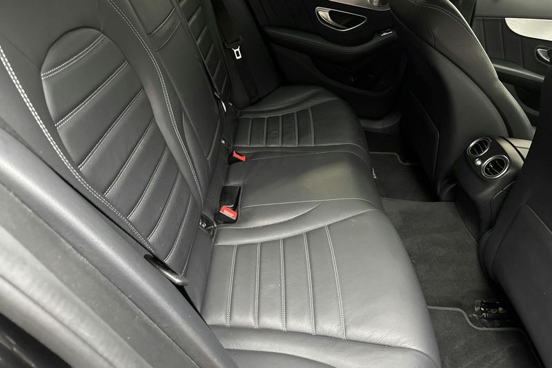 Mercedes C300 bild 8