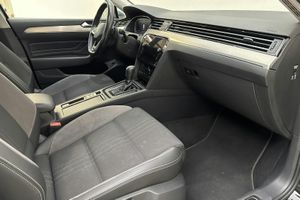 Volkswagen Passat bild 7