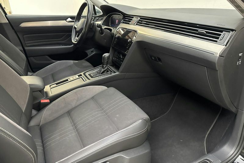 Volkswagen Passat bild 7