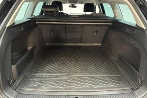 Volkswagen Passat bild 9