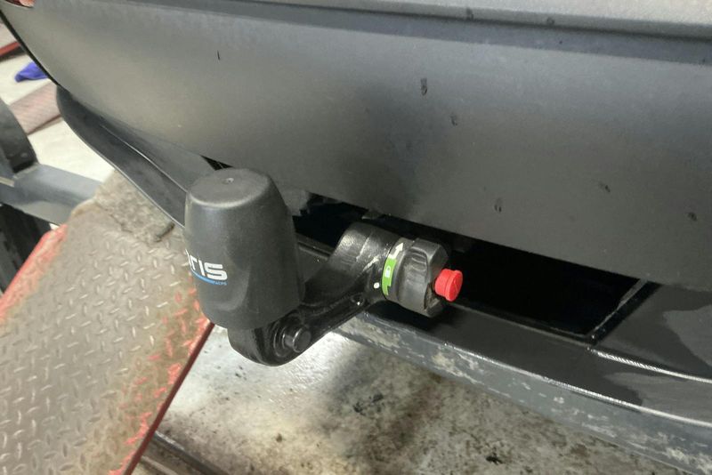 Tesla Model Y bild 17