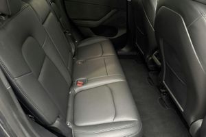 Tesla Model Y bild 7