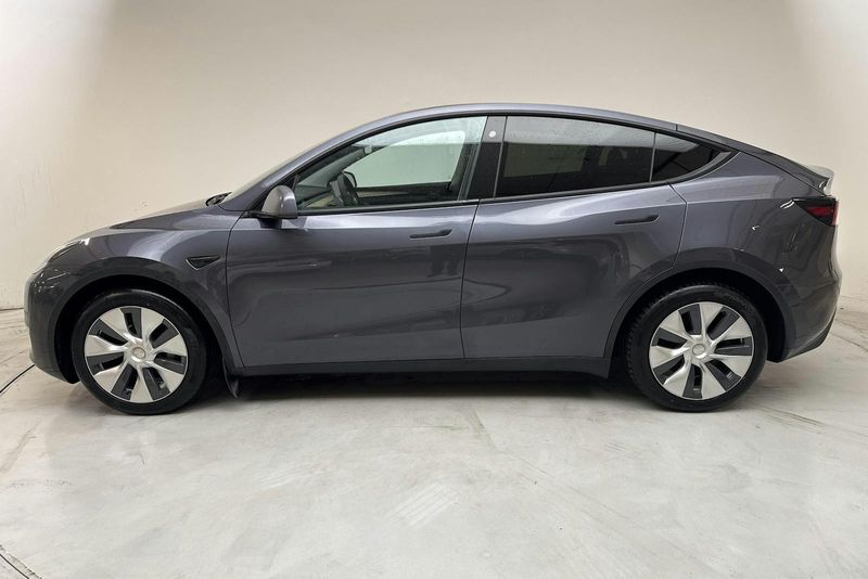 Tesla Model Y bild 2