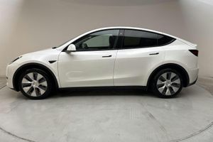 Tesla Model Y bild 2