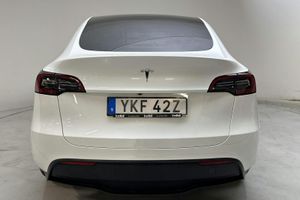 Tesla Model Y bild 5