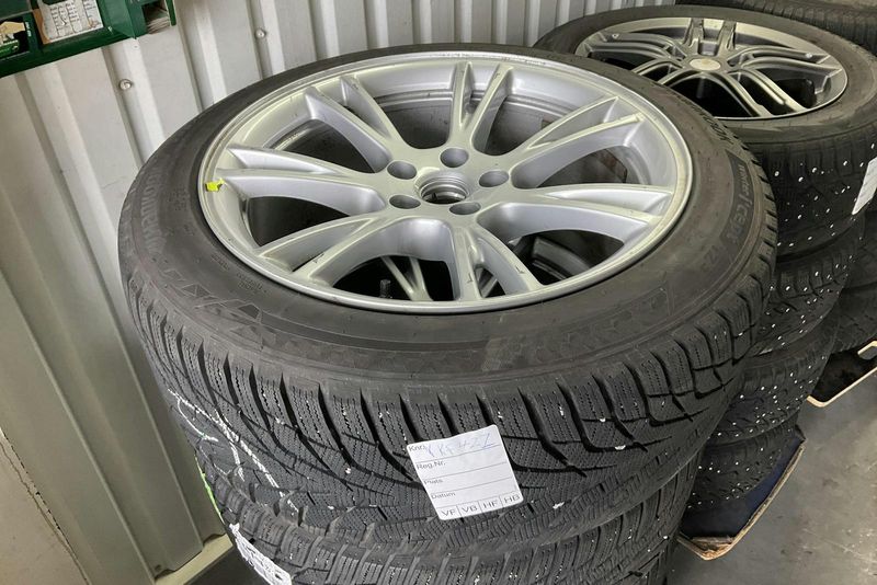 Tesla Model Y bild 16