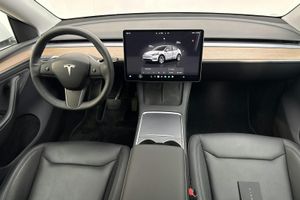 Tesla Model Y bild 6