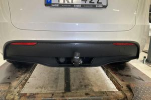 Tesla Model Y bild 15