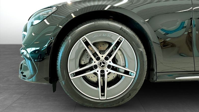 Mercedes E300 bild 10