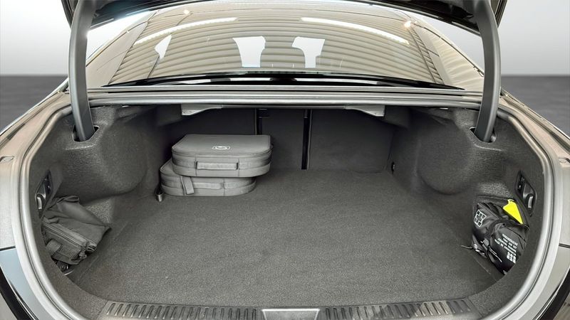 Mercedes E300 bild 12