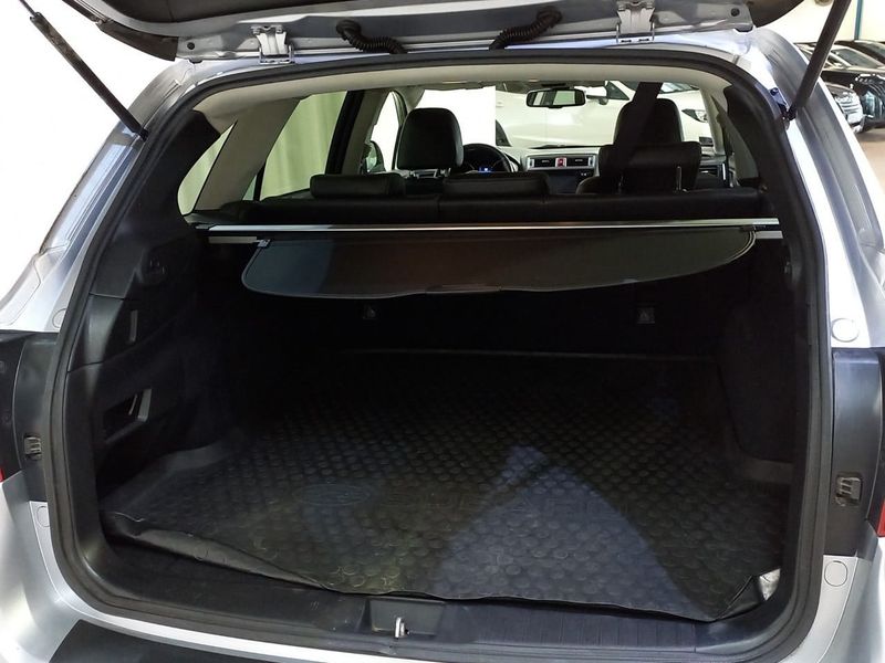 Subaru Outback bild 6