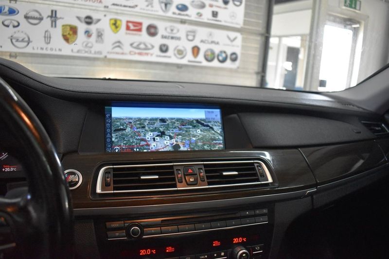 BMW 730 bild 11