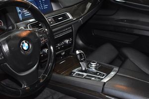 BMW 730 bild 6