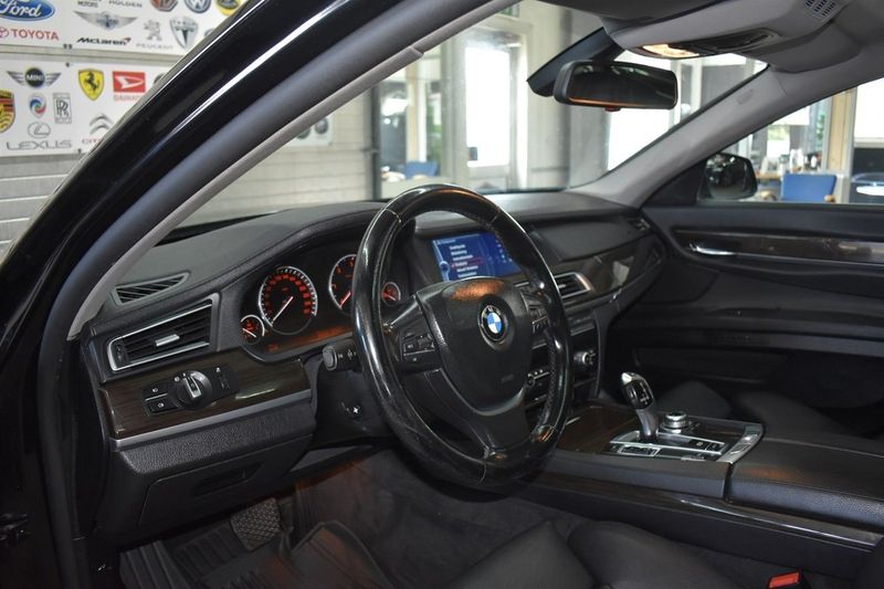 BMW 730 bild 5