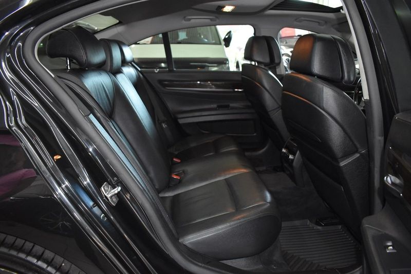 BMW 730 bild 9