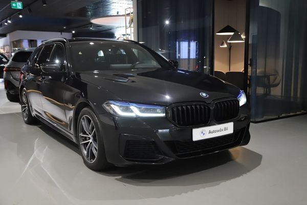 BMW 530 e Innovation / HUD - 2022