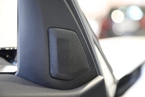 BMW 330 bild 14