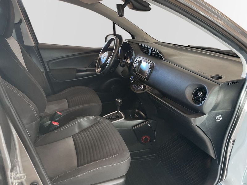 Toyota Yaris bild 7