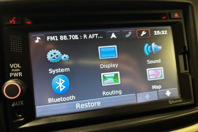 Suzuki S-CROSS bild 17