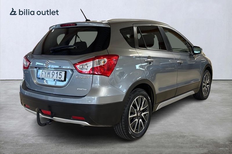 Suzuki S-CROSS bild 8