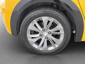 Peugeot e-208 bild 30