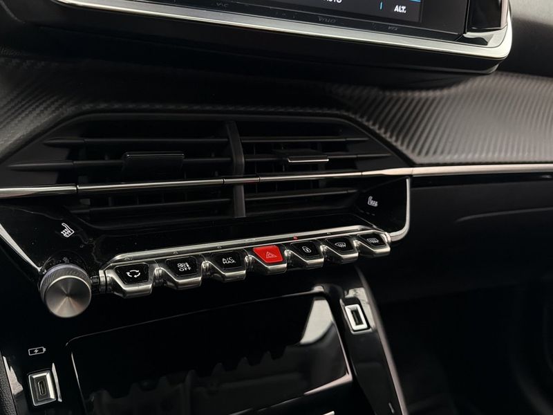 Peugeot e-208 bild 24