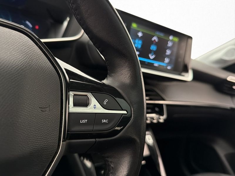 Peugeot e-208 bild 18
