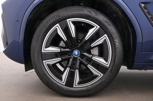 BMW iX3 bild 27
