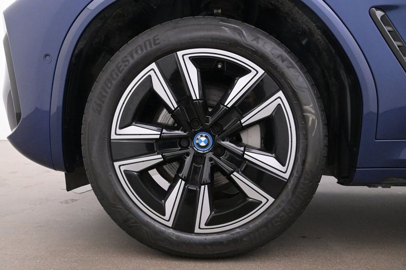 BMW iX3 bild 27