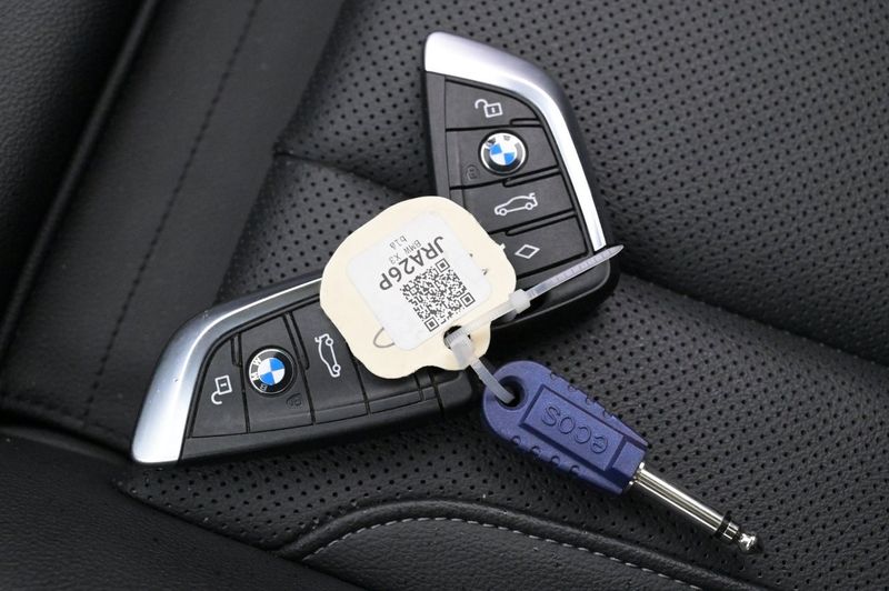 BMW iX3 bild 22