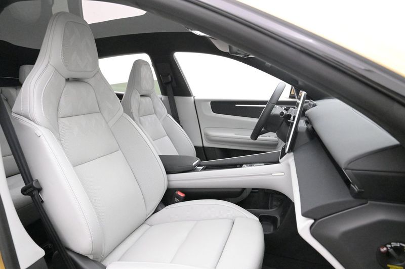 Polestar 4 bild 14