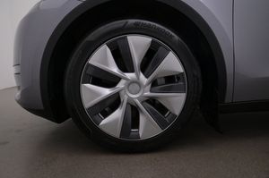 Tesla Model Y bild 27