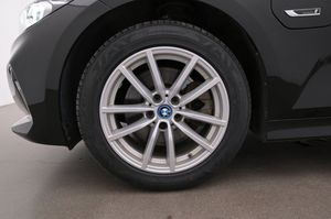 BMW 330 bild 27