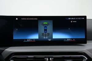 BMW 330 bild 12