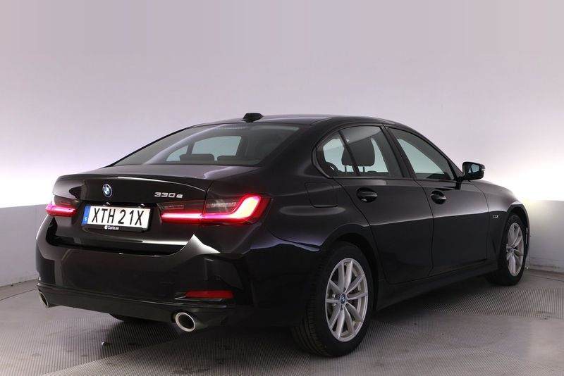 BMW 330 bild 5