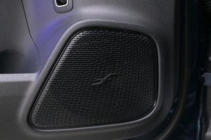 Mercedes EQA300 bild 13